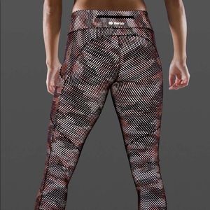 NWT 2020 Seawheeze REFLECTIVE Speed MR Tight 28”.  *** FLASH SALE***